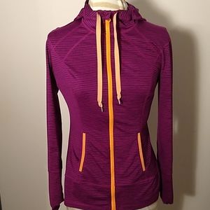 Lukka workout hoodie